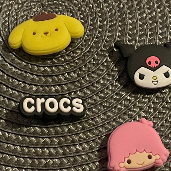 8pcs Sanrio Character Croc Charms - Picture 5 of 9